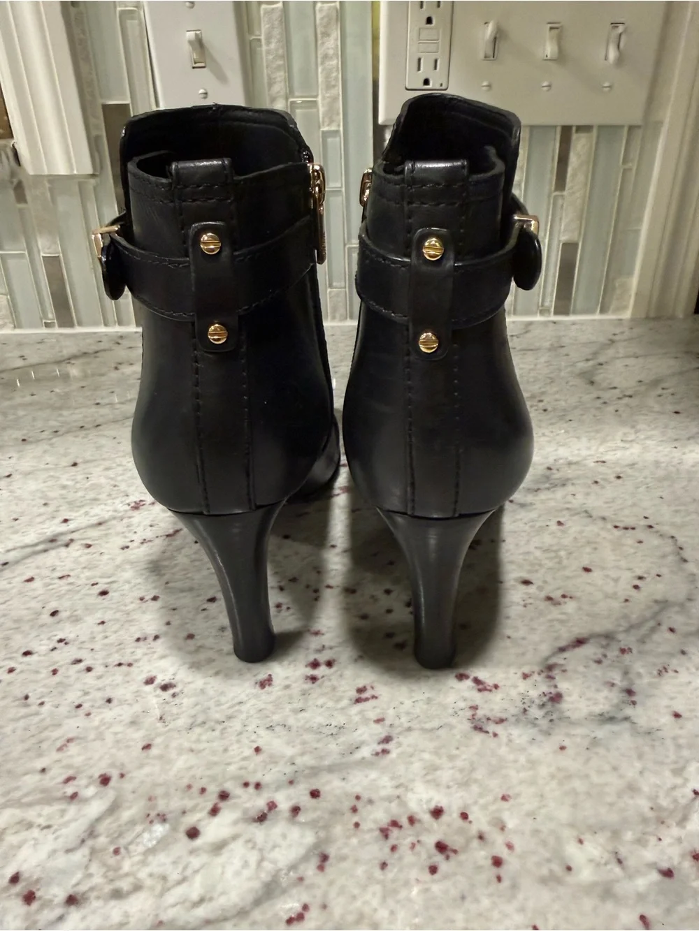 Tory Burch US 8.5M Bristol Black Leather Belted Logo Ankle Boots Booties
